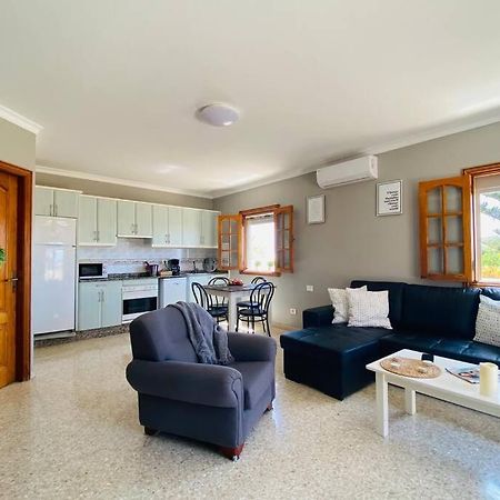 2 Apartments With Private Pool At Villa Diaz Aleman 살로브레 외부 사진