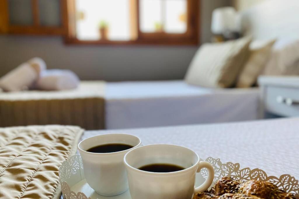 2 Apartments With Private Pool At Villa Diaz Aleman 살로브레 외부 사진